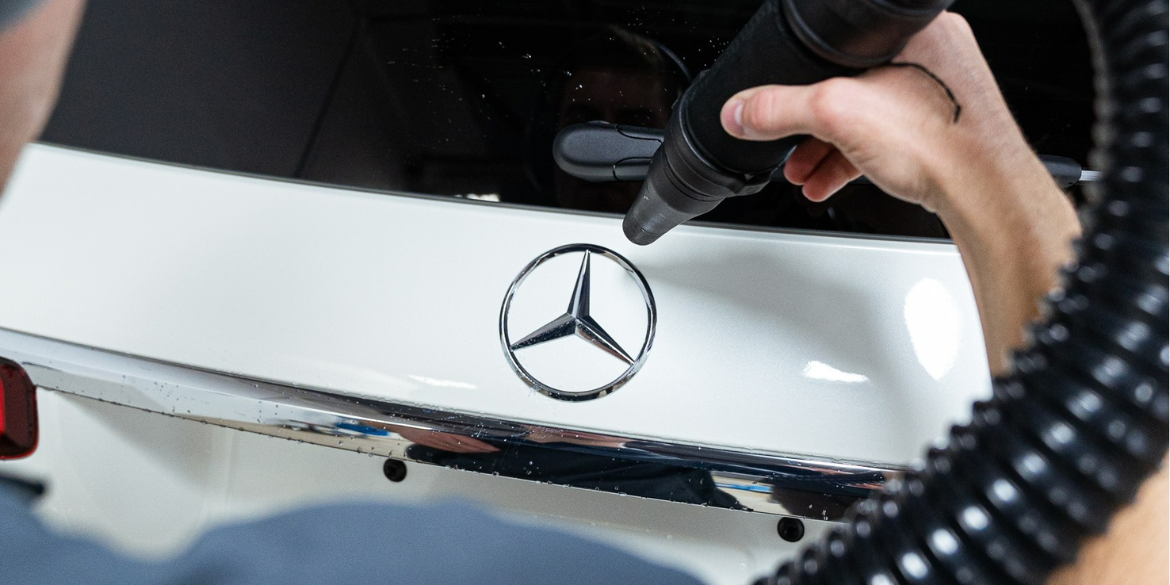 cleaning mercedes engine